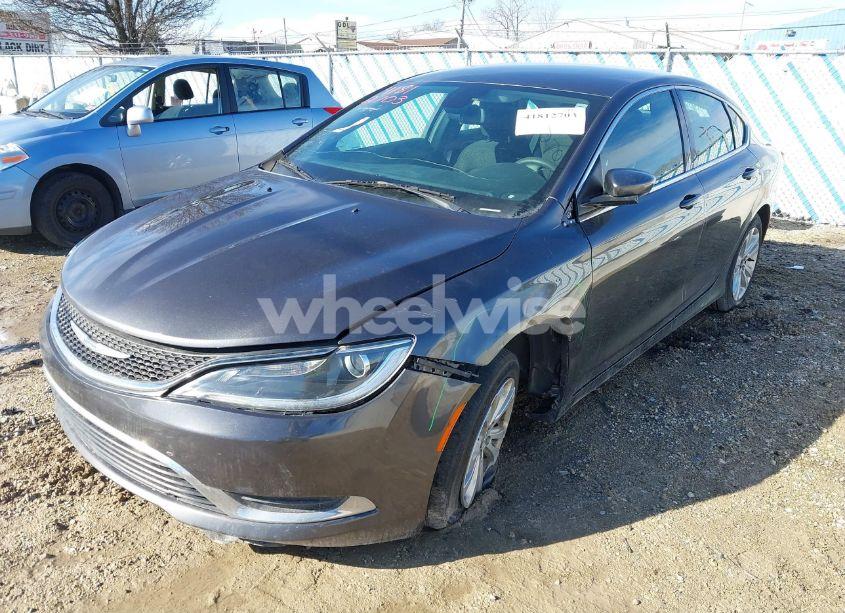 Photo 2 of 2016 Chrysler 200 LIMITED (VIN 1C3CCCAB2GN171937)