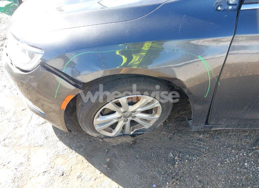 Photo 6 of 2016 Chrysler 200 LIMITED (VIN 1C3CCCAB2GN171937)