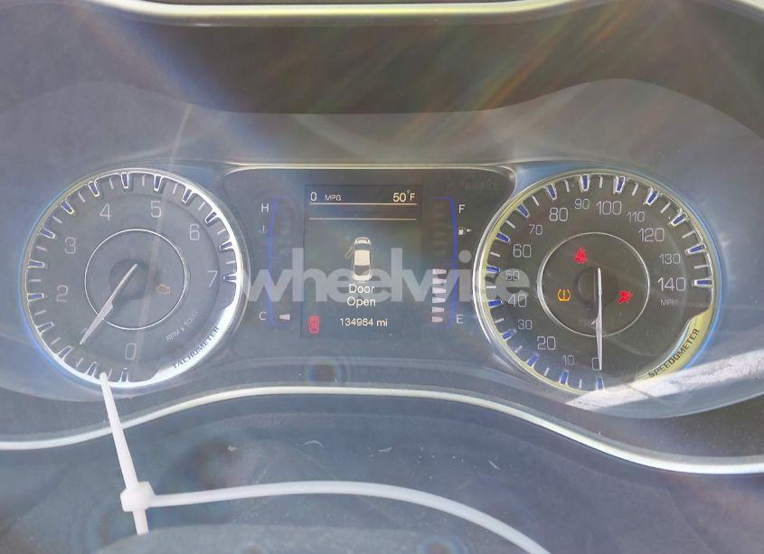 Photo 7 of 2016 Chrysler 200 LIMITED (VIN 1C3CCCAB2GN171937)