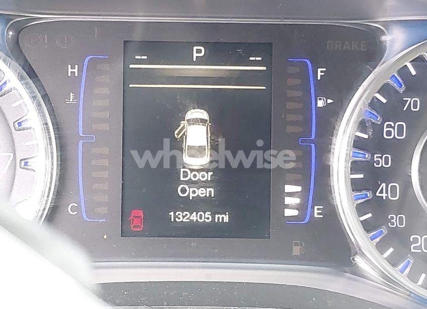 Photo 15 of 2016 Chrysler 200 LIMITED PLATINUM (VIN 1C3CCCAB2GN172098)