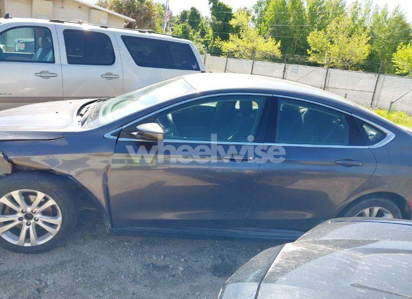 Photo 14 of 2016 Chrysler 200 LIMITED (VIN 1C3CCCAB2GN176829)