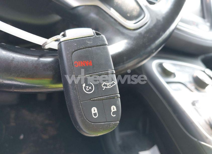 Photo 11 of 2016 Chrysler 200 LIMITED PLATINUM (VIN 1C3CCCAB2GN189757)