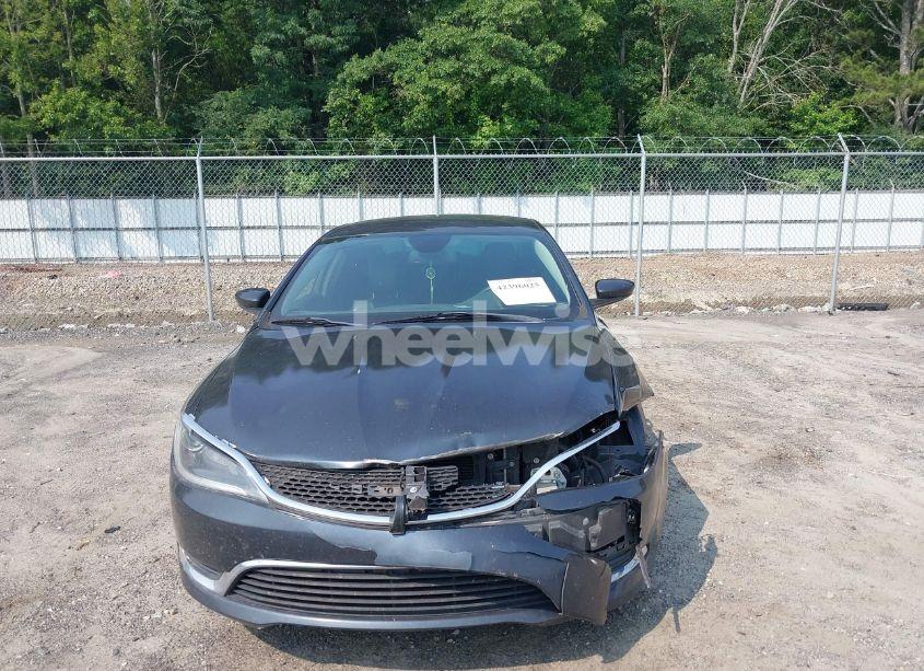 Photo 12 of 2016 Chrysler 200 LIMITED PLATINUM (VIN 1C3CCCAB2GN189757)