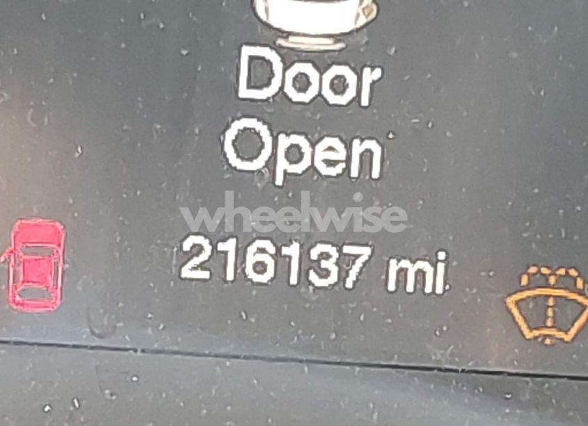 Photo 15 of 2016 Chrysler 200 LIMITED PLATINUM (VIN 1C3CCCAB2GN189757)