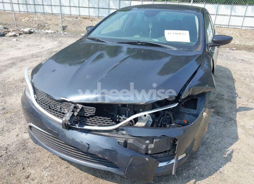 Photo 6 of 2016 Chrysler 200 LIMITED PLATINUM (VIN 1C3CCCAB2GN189757)