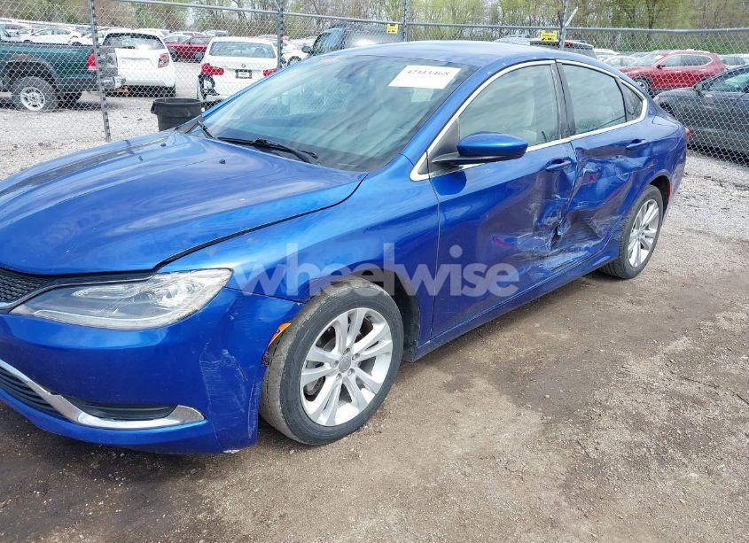 Photo 6 of 2016 Chrysler 200 LIMITED (VIN 1C3CCCAB2GN189998)