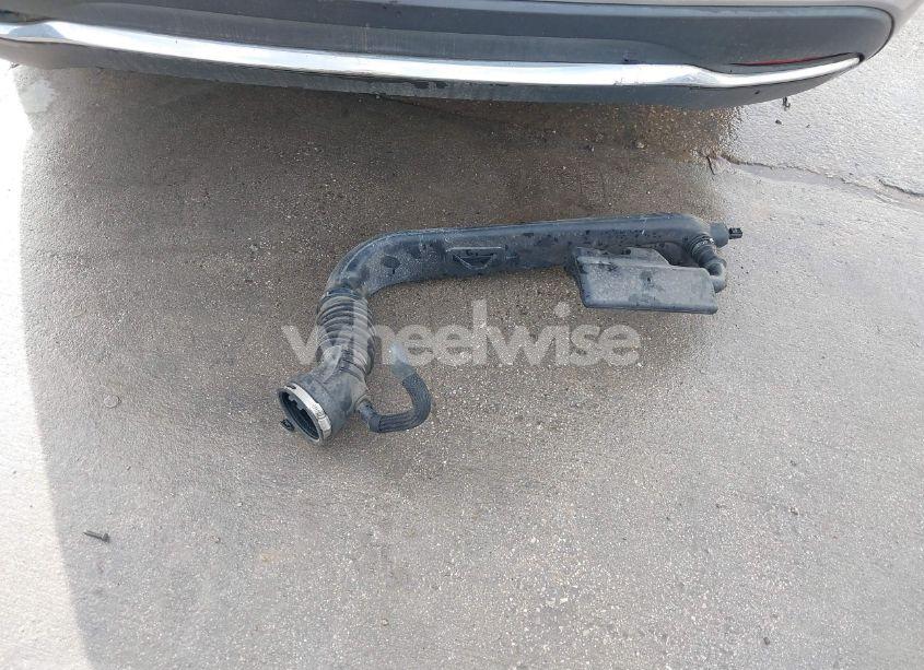 Photo 12 of 2016 Chrysler 200 LIMITED PLATINUM (VIN 1C3CCCAB2GN191931)