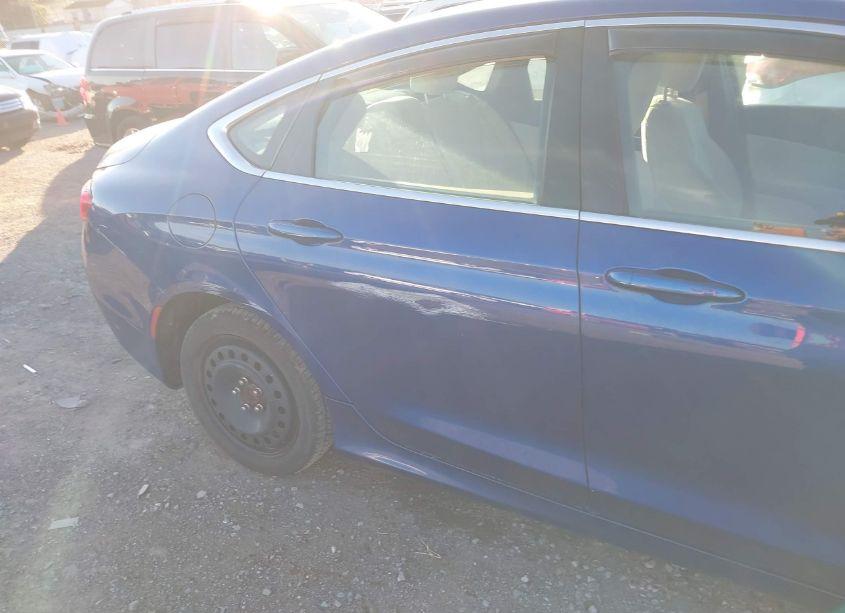 Photo 6 of 2015 Chrysler 200 LIMITED (VIN 1C3CCCAB3FN556230)