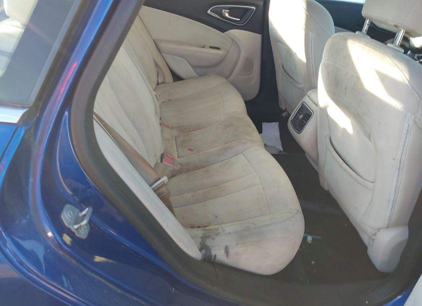 Photo 8 of 2015 Chrysler 200 LIMITED (VIN 1C3CCCAB3FN556230)