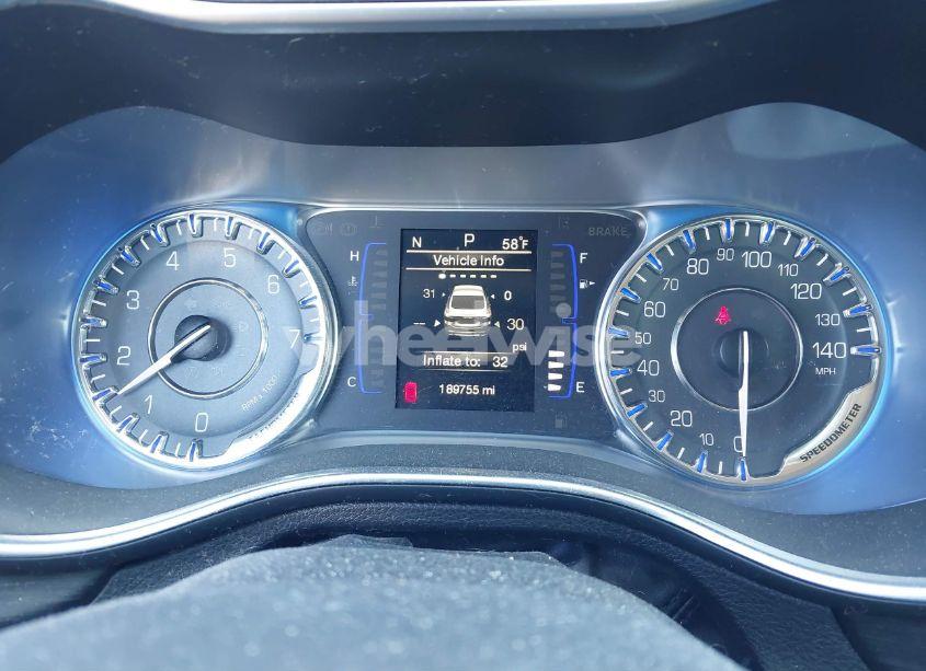 Photo 7 of 2015 Chrysler 200 LIMITED (VIN 1C3CCCAB3FN559175)