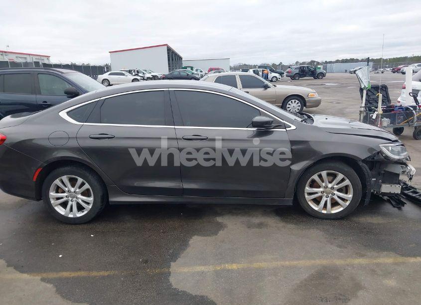Photo 13 of 2015 Chrysler 200 LIMITED (VIN 1C3CCCAB3FN563260)