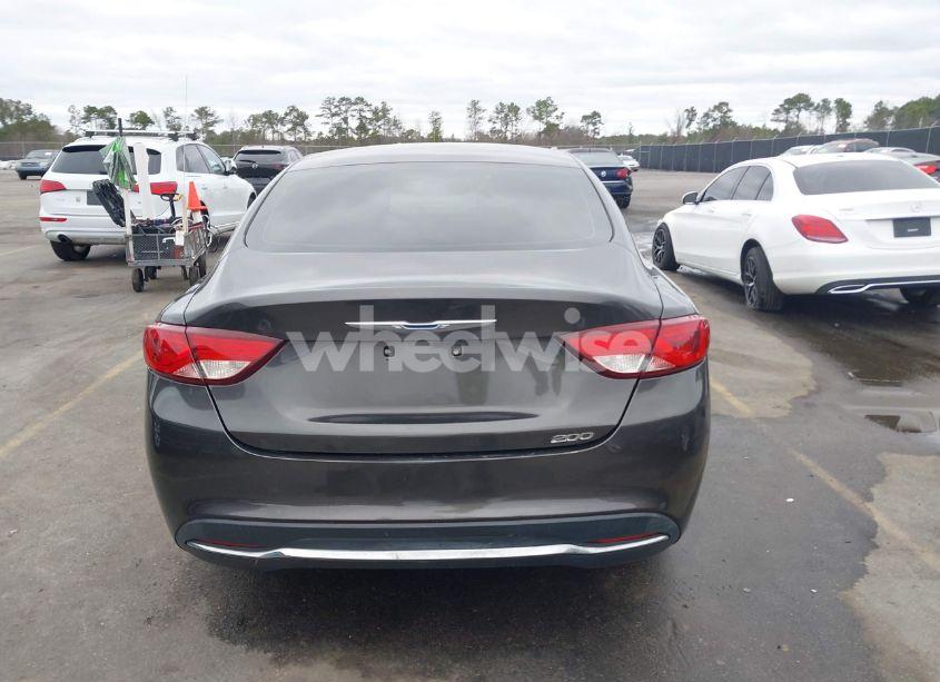 Photo 16 of 2015 Chrysler 200 LIMITED (VIN 1C3CCCAB3FN563260)