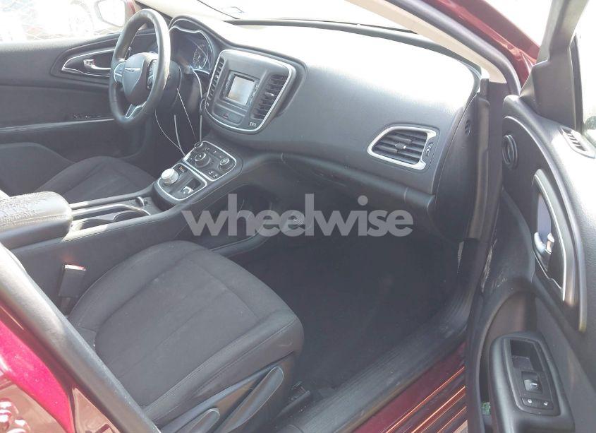 Photo 5 of 2015 Chrysler 200 LIMITED (VIN 1C3CCCAB3FN570323)