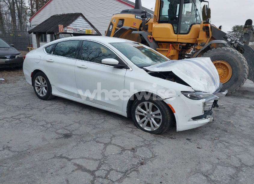 2015 Chrysler 200 LIMITED (VIN 1C3CCCAB3FN580561) main photo
