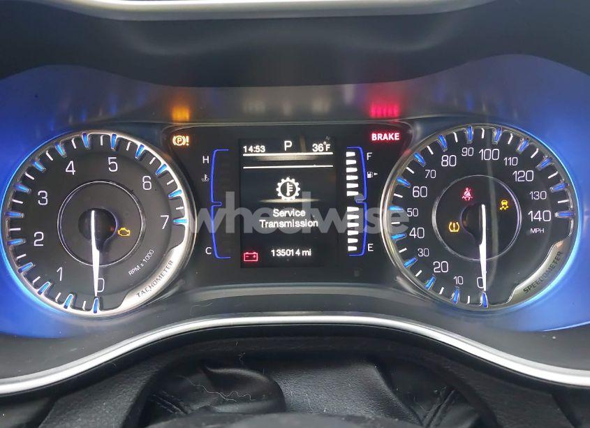 Photo 7 of 2015 Chrysler 200 LIMITED (VIN 1C3CCCAB3FN586487)