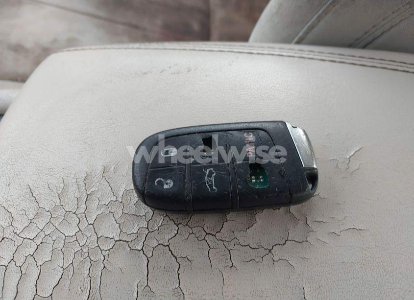 Photo 11 of 2015 Chrysler 200 LIMITED (VIN 1C3CCCAB3FN602543)