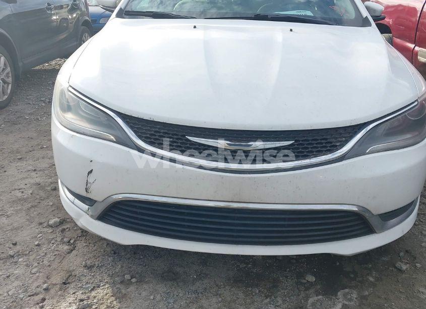 Photo 6 of 2015 Chrysler 200 LIMITED (VIN 1C3CCCAB3FN602543)