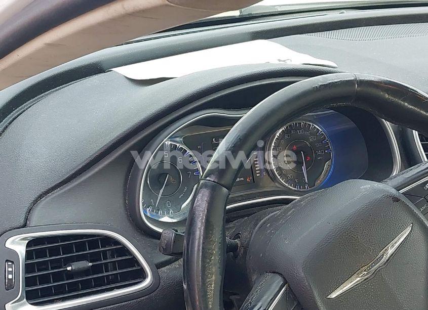 Photo 7 of 2015 Chrysler 200 LIMITED (VIN 1C3CCCAB3FN602543)