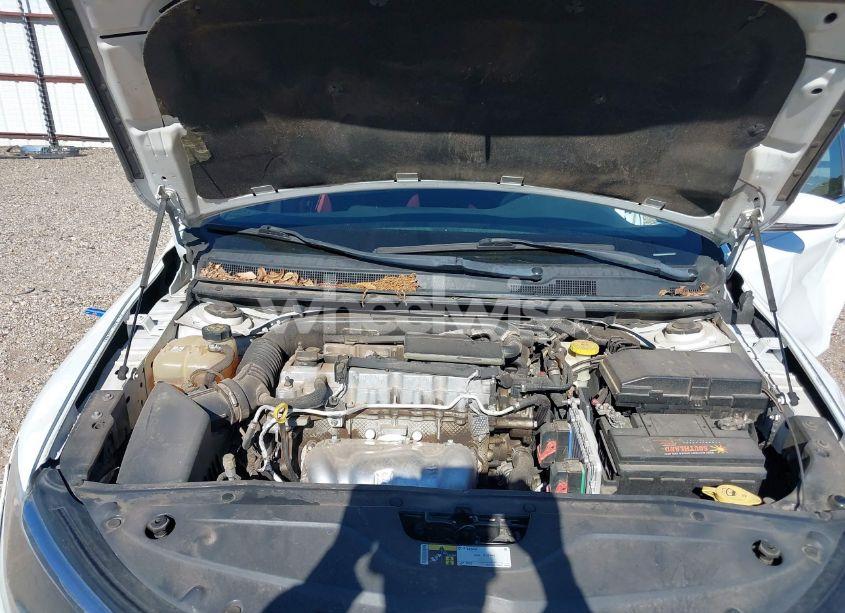 Photo 10 of 2015 Chrysler 200 LIMITED (VIN 1C3CCCAB3FN608469)