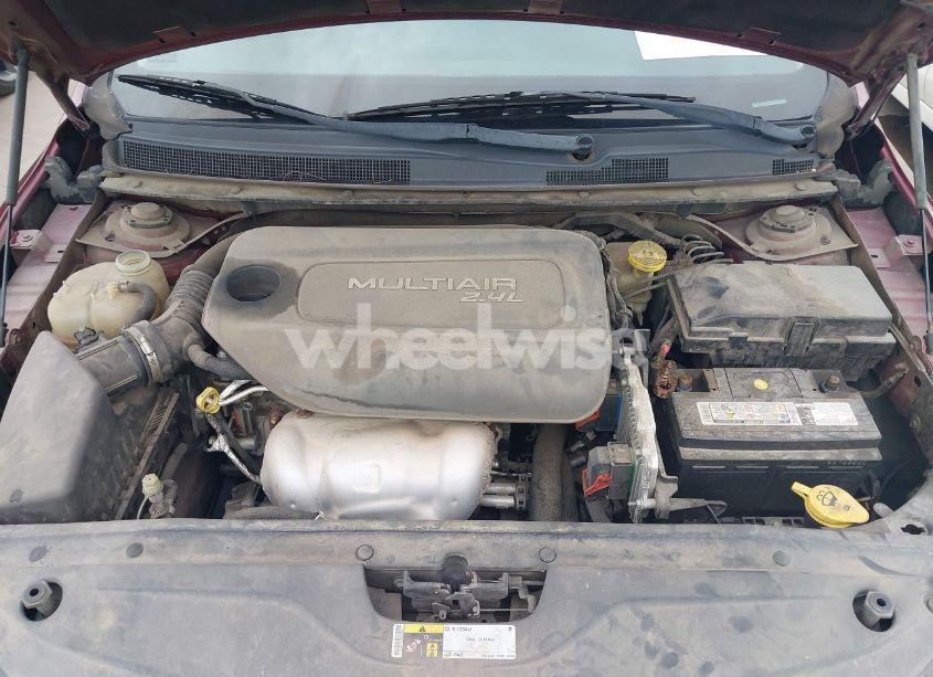 Photo 10 of 2015 Chrysler 200 LIMITED (VIN 1C3CCCAB3FN611078)