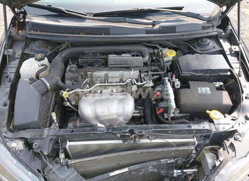 Photo 10 of 2015 Chrysler 200 LIMITED (VIN 1C3CCCAB3FN616992)