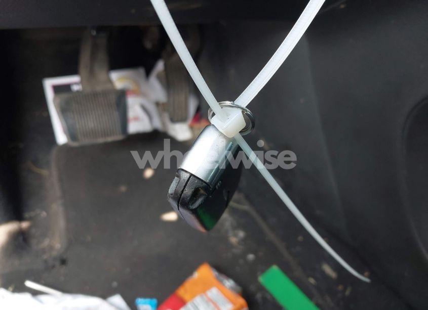 Photo 11 of 2015 Chrysler 200 LIMITED (VIN 1C3CCCAB3FN616992)