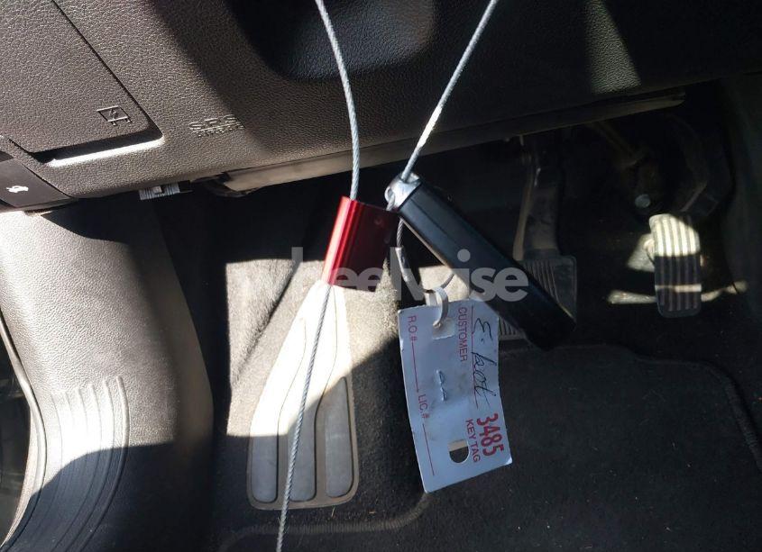 Photo 11 of 2015 Chrysler 200 LIMITED (VIN 1C3CCCAB3FN621819)