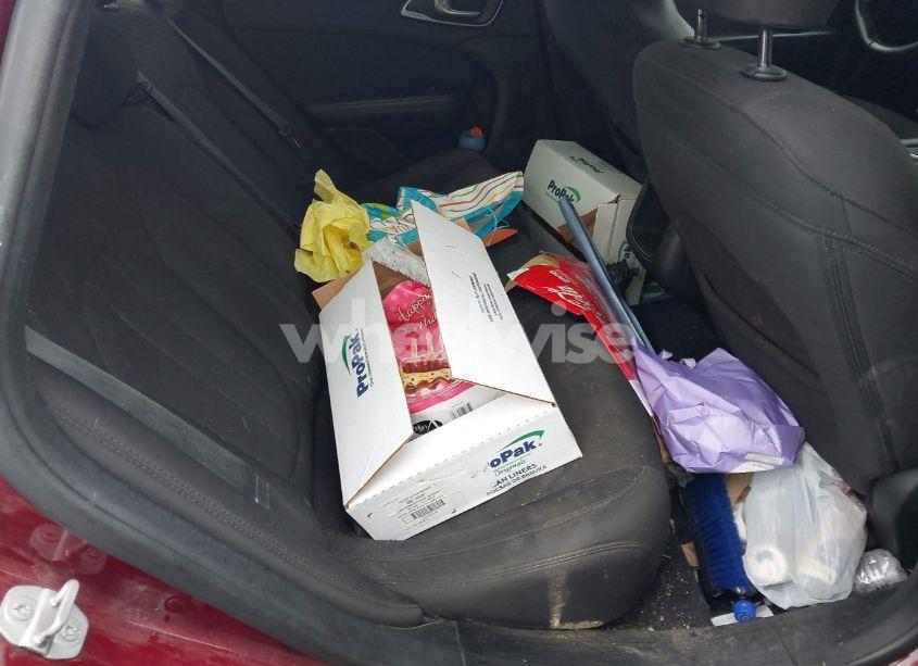 Photo 8 of 2015 Chrysler 200 LIMITED (VIN 1C3CCCAB3FN627653)