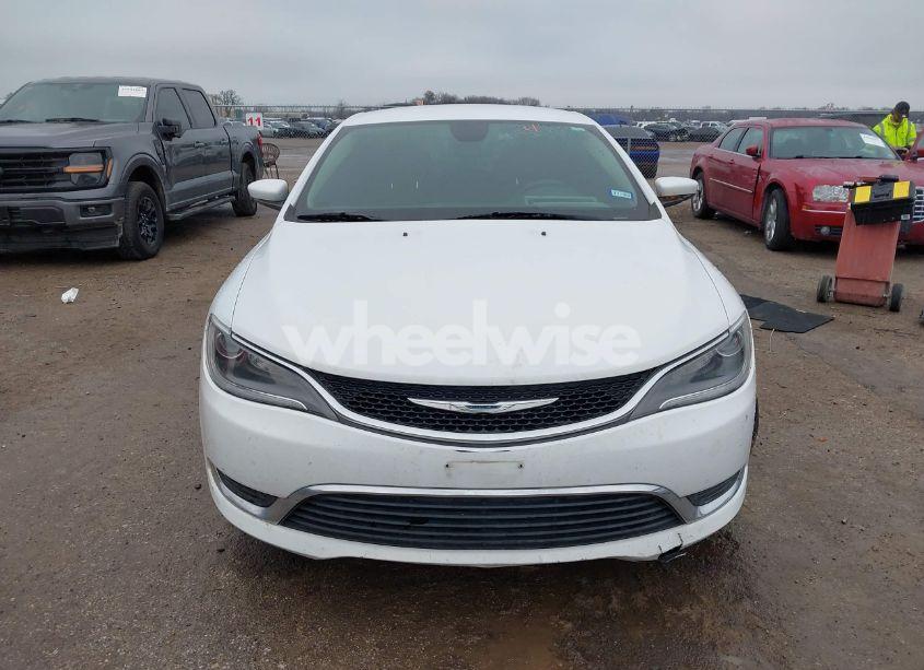 Photo 12 of 2015 Chrysler 200 LIMITED (VIN 1C3CCCAB3FN666758)