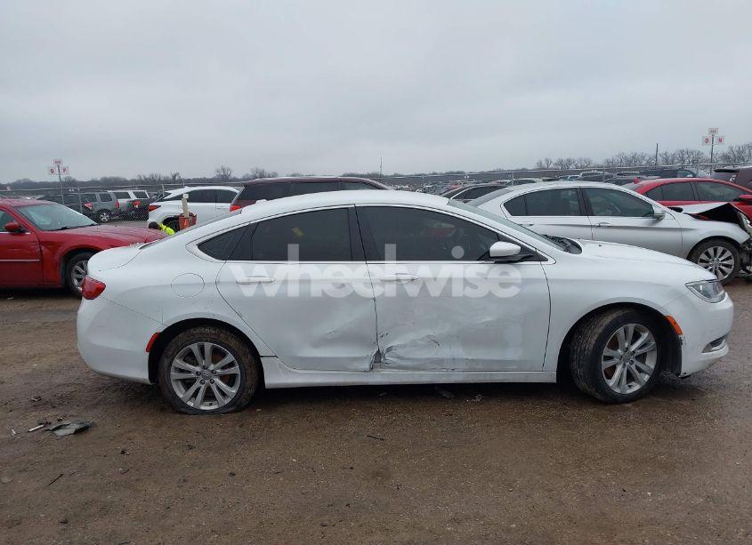 Photo 6 of 2015 Chrysler 200 LIMITED (VIN 1C3CCCAB3FN666758)