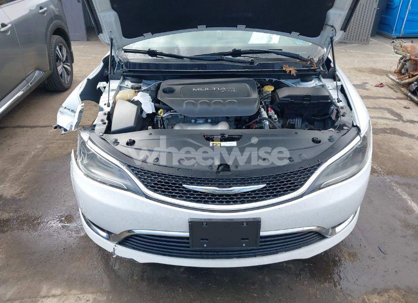 Photo 10 of 2015 Chrysler 200 LIMITED (VIN 1C3CCCAB3FN673564)