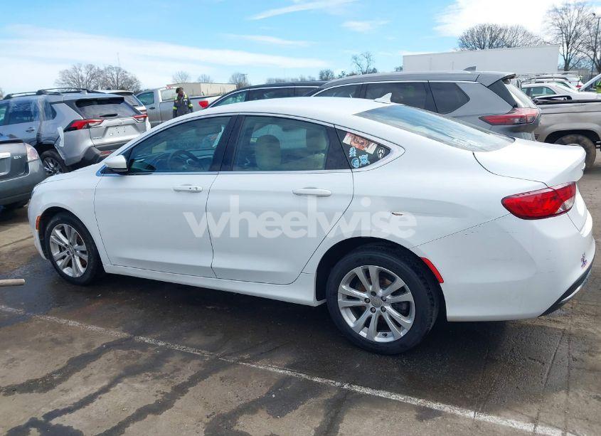Photo 14 of 2015 Chrysler 200 LIMITED (VIN 1C3CCCAB3FN673564)