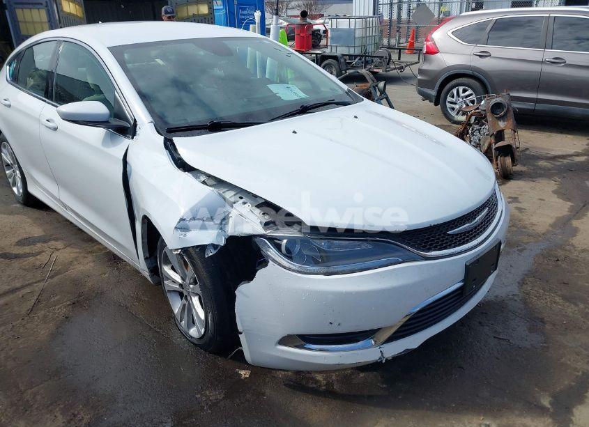 Photo 6 of 2015 Chrysler 200 LIMITED (VIN 1C3CCCAB3FN673564)