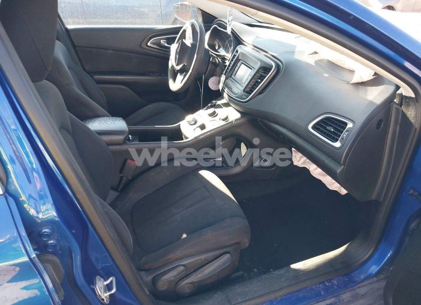 Photo 5 of 2015 Chrysler 200 LIMITED (VIN 1C3CCCAB3FN674293)