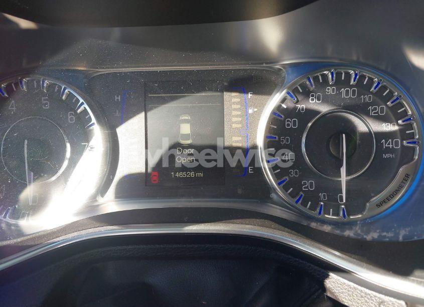 Photo 7 of 2015 Chrysler 200 LIMITED (VIN 1C3CCCAB3FN674293)