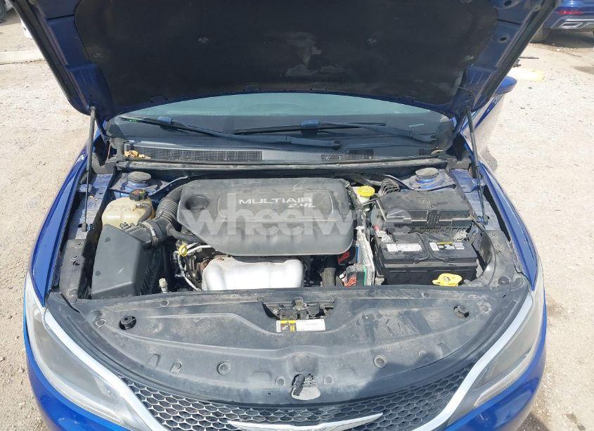 Photo 10 of 2015 Chrysler 200 LIMITED (VIN 1C3CCCAB3FN684192)