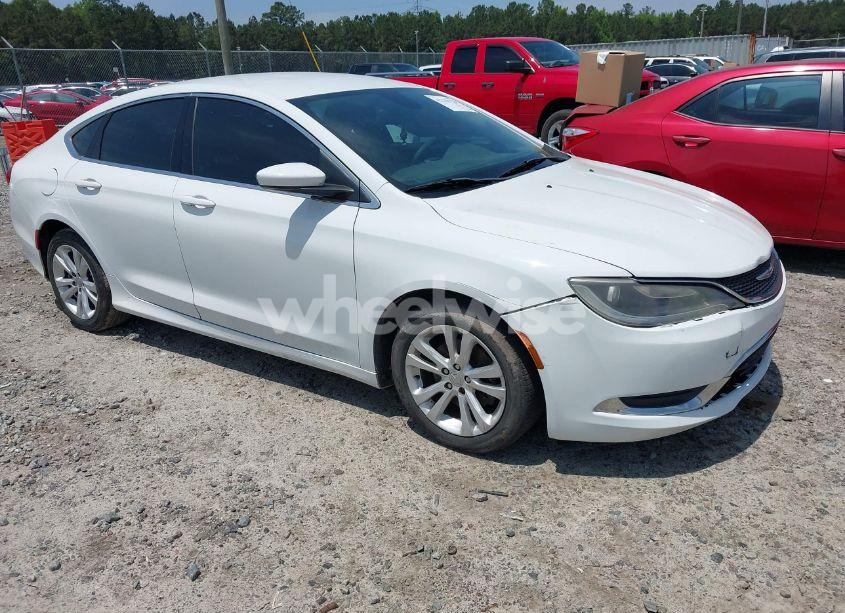 2015 Chrysler 200 LIMITED (VIN 1C3CCCAB3FN687299) main photo