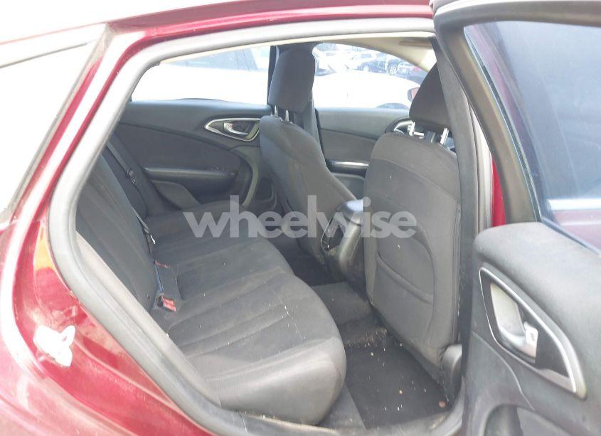 Photo 8 of 2015 Chrysler 200 LIMITED (VIN 1C3CCCAB3FN699114)