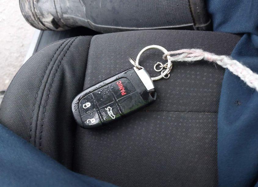 Photo 11 of 2015 Chrysler 200 LIMITED (VIN 1C3CCCAB3FN702285)