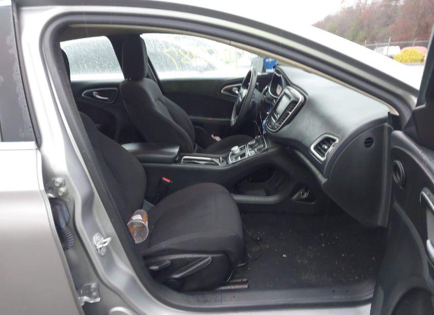 Photo 5 of 2015 Chrysler 200 LIMITED (VIN 1C3CCCAB3FN702285)