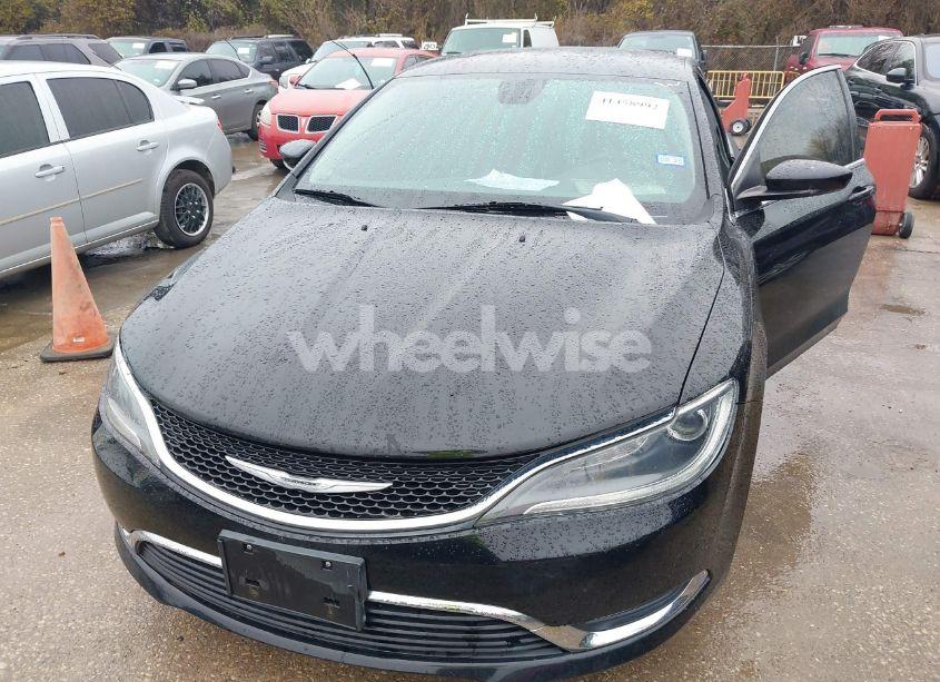 Photo 12 of 2015 Chrysler 200 LIMITED (VIN 1C3CCCAB3FN704747)