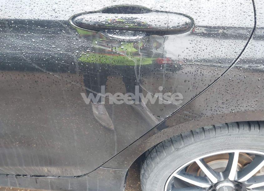 Photo 6 of 2015 Chrysler 200 LIMITED (VIN 1C3CCCAB3FN704747)