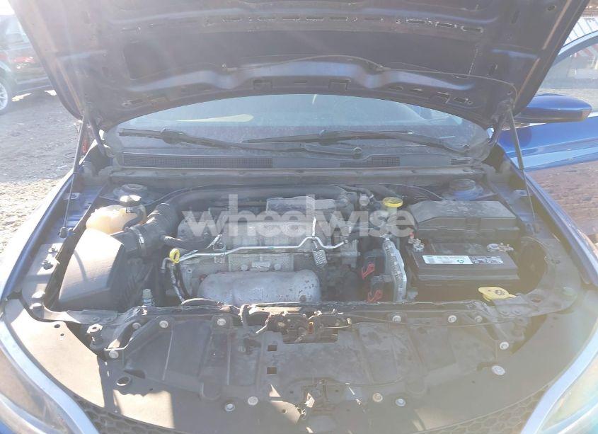 Photo 10 of 2015 Chrysler 200 LIMITED (VIN 1C3CCCAB3FN709396)