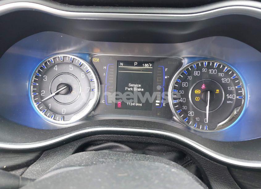 Photo 7 of 2015 Chrysler 200 LIMITED (VIN 1C3CCCAB3FN716929)