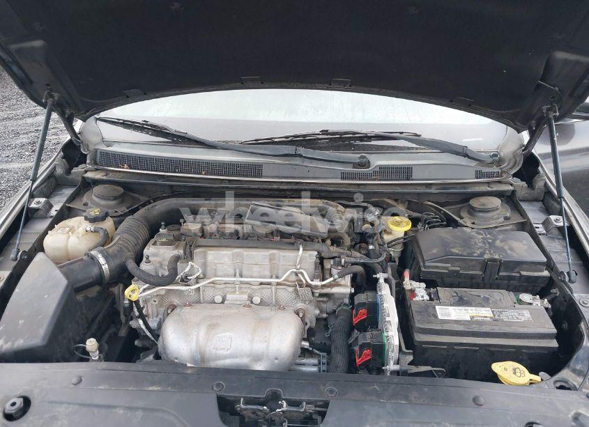 Photo 10 of 2015 Chrysler 200 LIMITED (VIN 1C3CCCAB3FN741104)