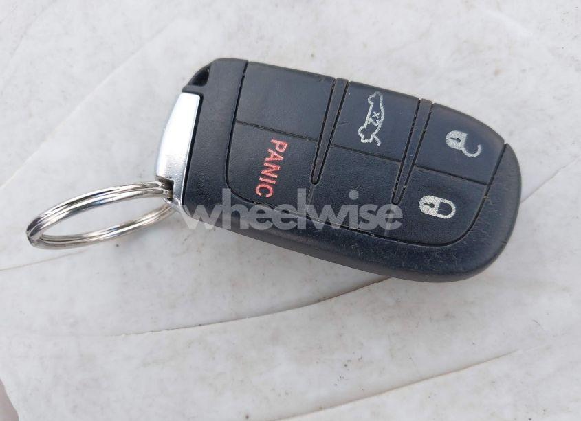 Photo 11 of 2015 Chrysler 200 LIMITED (VIN 1C3CCCAB3FN741104)