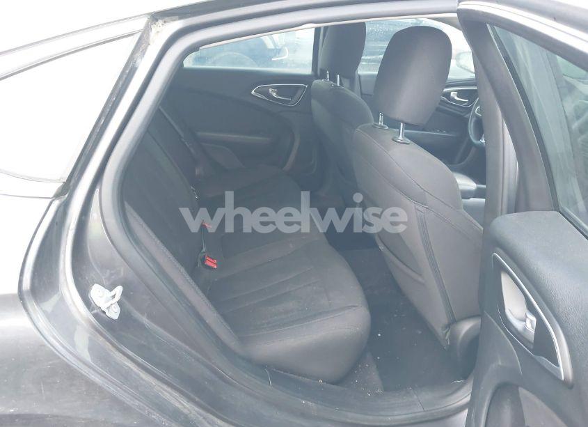 Photo 8 of 2015 Chrysler 200 LIMITED (VIN 1C3CCCAB3FN741104)