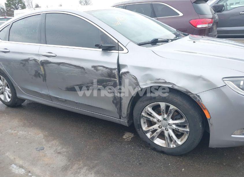 Photo 6 of 2015 Chrysler 200 LIMITED (VIN 1C3CCCAB3FN741667)