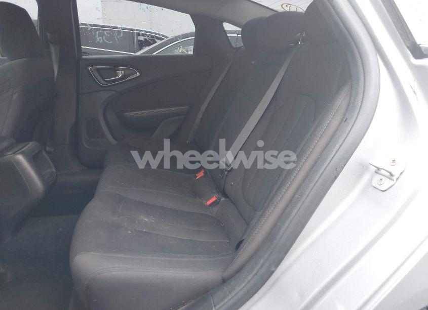 Photo 8 of 2015 Chrysler 200 LIMITED (VIN 1C3CCCAB3FN741667)