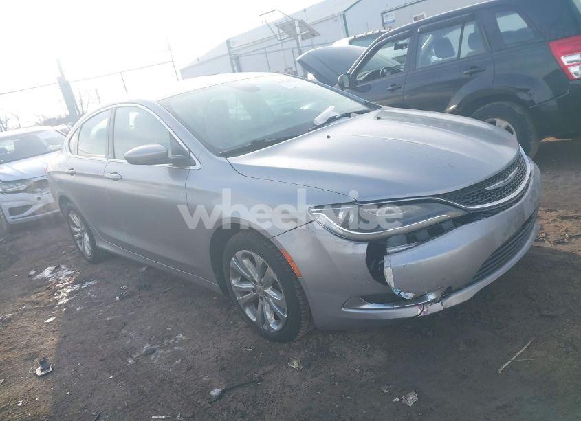 2015 Chrysler 200 LIMITED (VIN 1C3CCCAB3FN745086) main photo